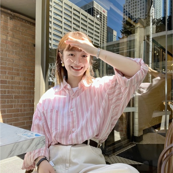 Kroean style Shirt 💕 - Picture 2 of 3